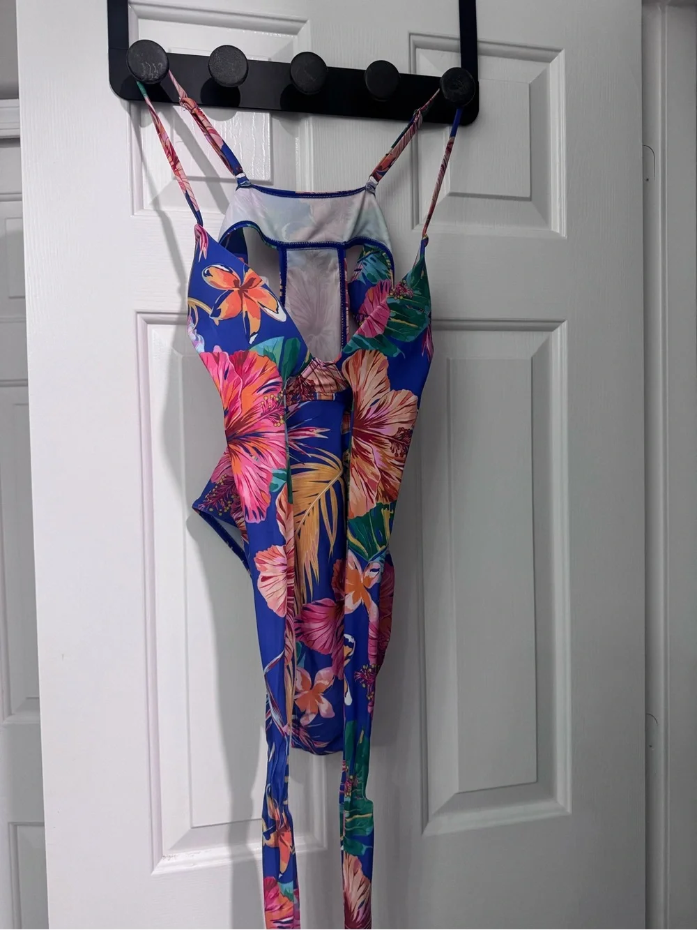 SHEIN bright blue